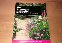 THE FLOWER EXPERT D.G.Hessayon in Englisch Niedersachsen - Melle Vorschau