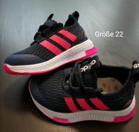 Adidas Turnschuhe Größe 22/ Halbschuhe/ Sneaker /Kinderschuhe Niedersachsen - Hammah Vorschau