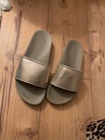 Schlappen - Adiletten - FlipFlop - 38 - Gold beige Köln - Köln Merheim Vorschau