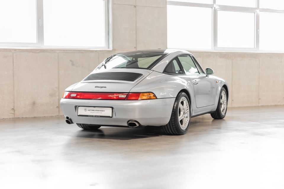 993 911 Targa DE/2.Hd/u.frei/SCHALTER/1.Lack/PCCM/Historie in Utting