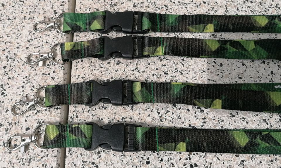 4 Bundeswehr Bw Schlüsselband Schlüsselanhänger Lanyard Flecktarn in Wiesbaden