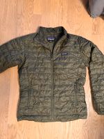 Patagonia Nano Puff Daunenjacke in oliv-grün Düsseldorf - Flingern Nord Vorschau