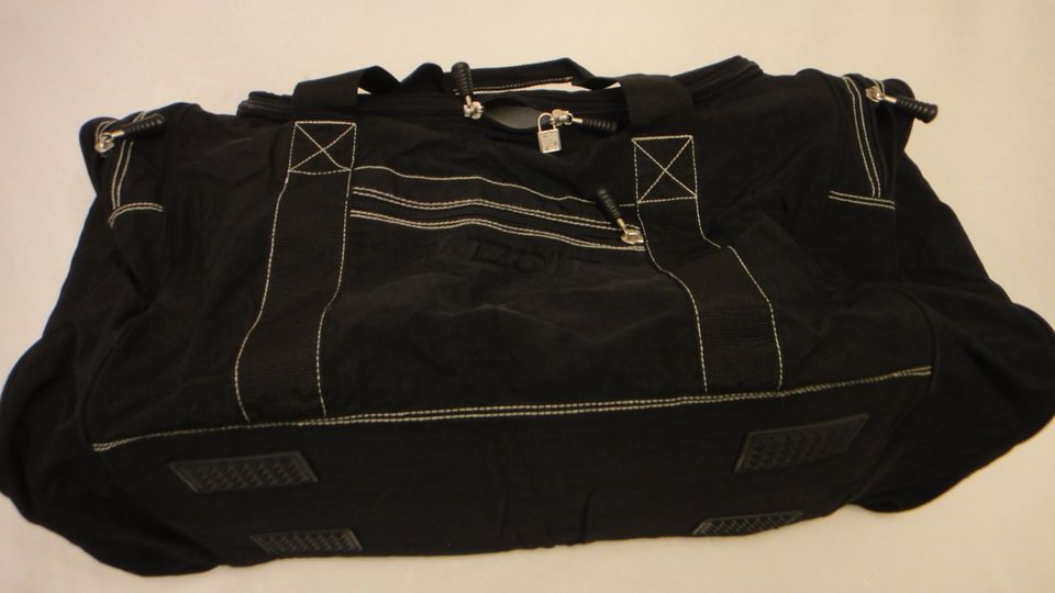 ANZONI Reisetasche m.Tragehenkel 60 x 30 x 35 Tasche schwarz TOP in Dresden