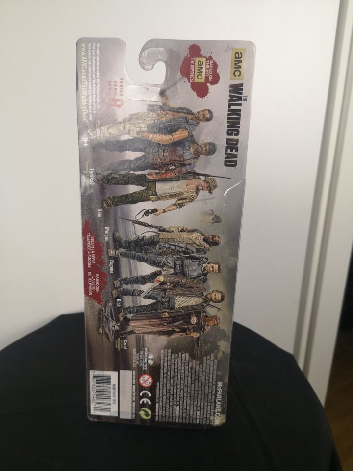 3 Signierte The Walking Dead Figuren 12cm OVP in Berlin