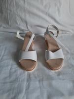 Keilabsatz Sandalette Graceland Größe 36 Hessen - Seeheim-Jugenheim Vorschau
