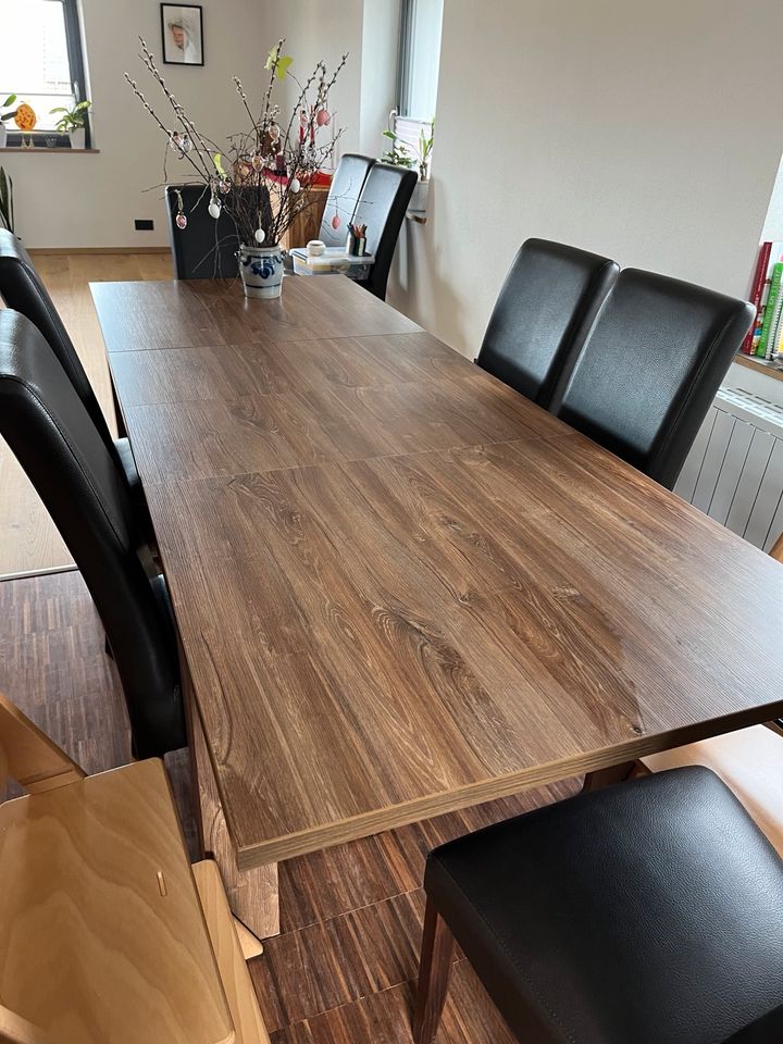 Tisch mit zwei Einlegeplatten 1,60 2m oder 2,40 lang in Parsberg