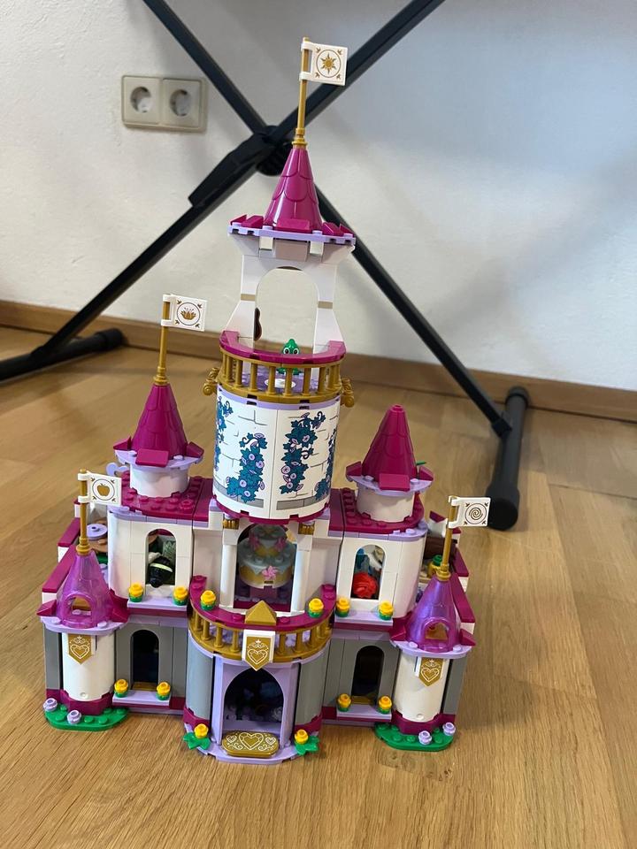 Lego Disney ultimatives Prinzessinnen Abenteuerschloss 43205 in Schönbrunn