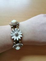 Goldfarbenes Armband mit Blumen und Perlen von Primark Bayern - Neustadt a.d.Donau Vorschau