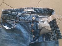 ZARA Jeans 34 boyfriend Knöpfe Nordfriesland - Süderlügum Vorschau