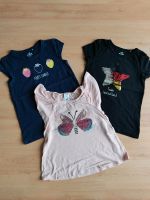 3 T-Shirts für Mädchen Gr. 122 Nordrhein-Westfalen - Neuss Vorschau