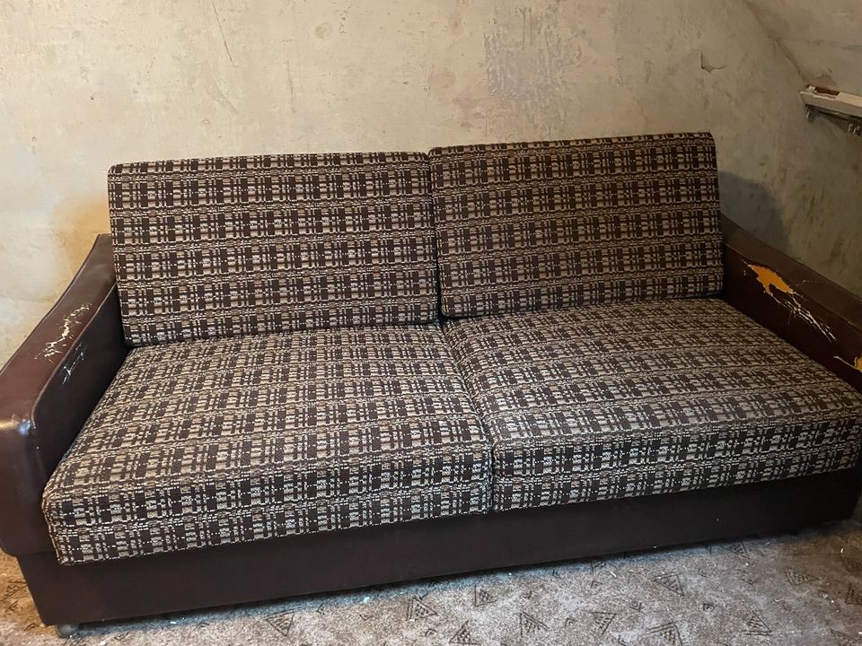DDR Kultsofa Retro Sofa Couch Schlafsofa Klappsofa in Lößnitz