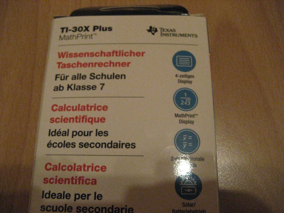 Taschenrechner Texas Instruments TI-30X Plus in Balingen