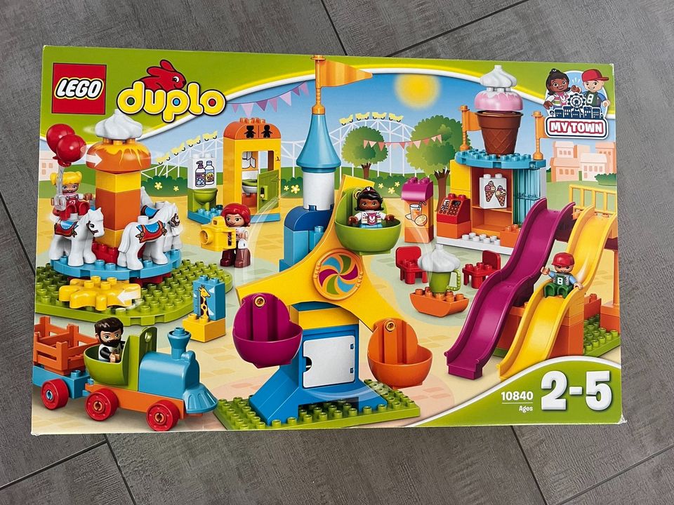 Lego Duplo 10840 Großer Jahrmarkt Neu OVP in Liebenau