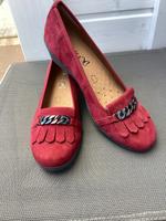 Pumps m. Keilabsatz v. Caprice Gr. 38 -NEU, OVP- Hessen - Niestetal Vorschau