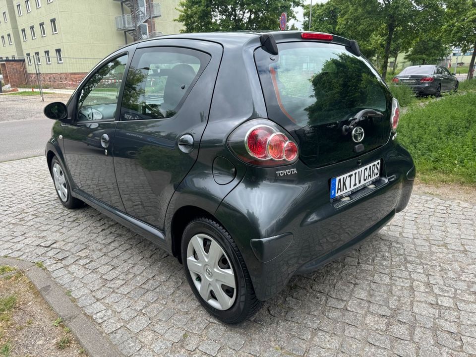 Toyota Aygo AYGO Cool Tüv April 2026 2.Hand in Berlin