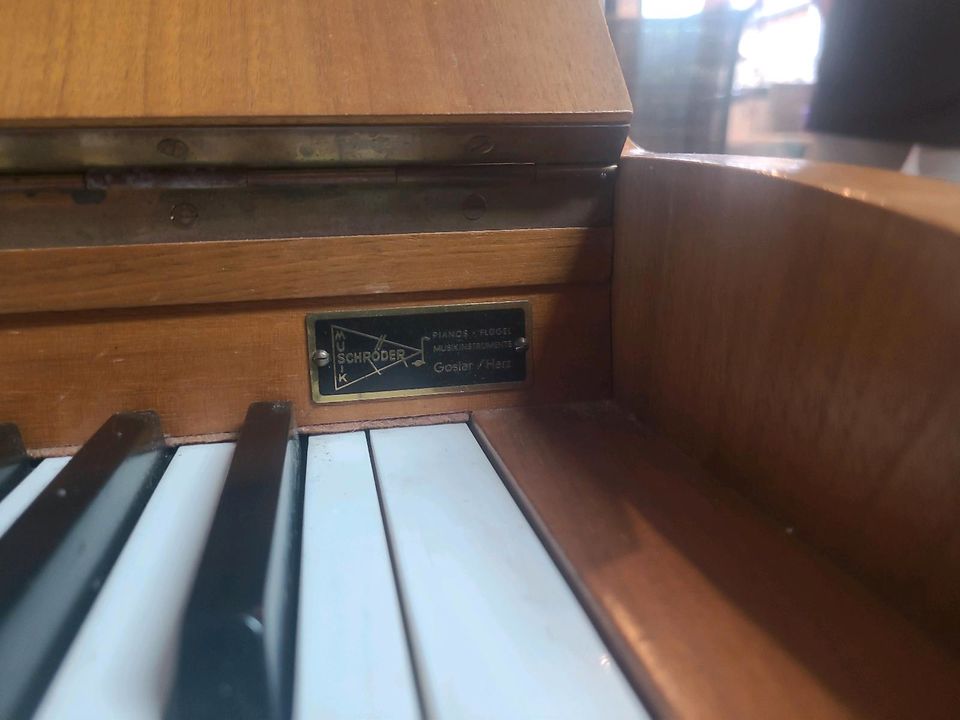 Zeitter und Winkelmann Klavier gebraucht in Goslar