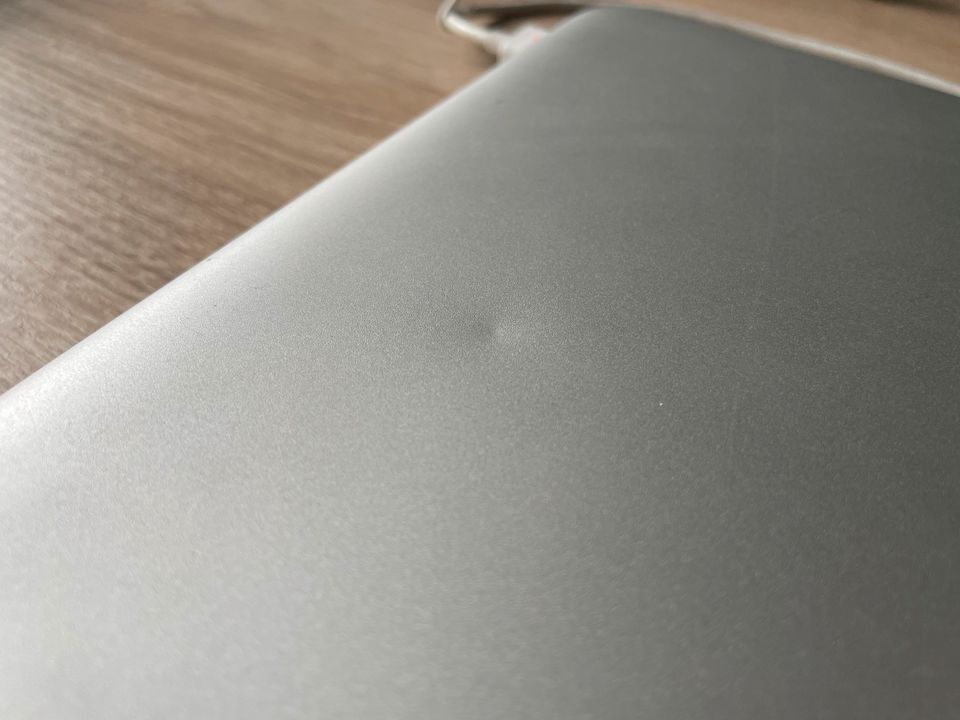 MacBook Pro (Ende 2011) in Dautphetal