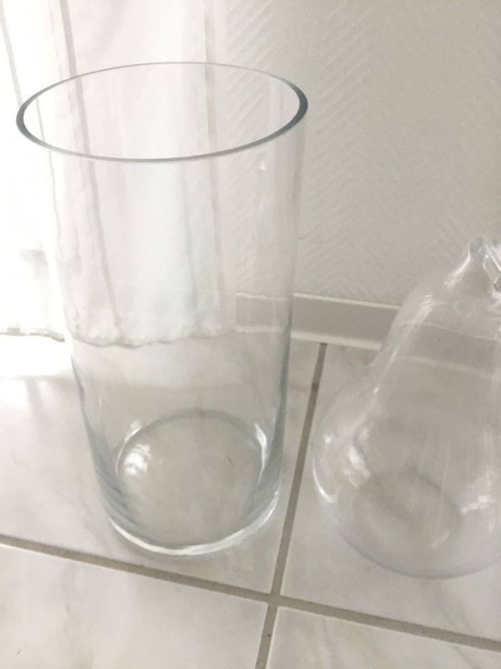 Blumen Vasen aus Glas in Gemünden a. Main