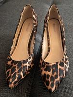 ❤️ Leo Pumps in Gr. 40 ❤️ Niedersachsen - Wilhelmshaven Vorschau