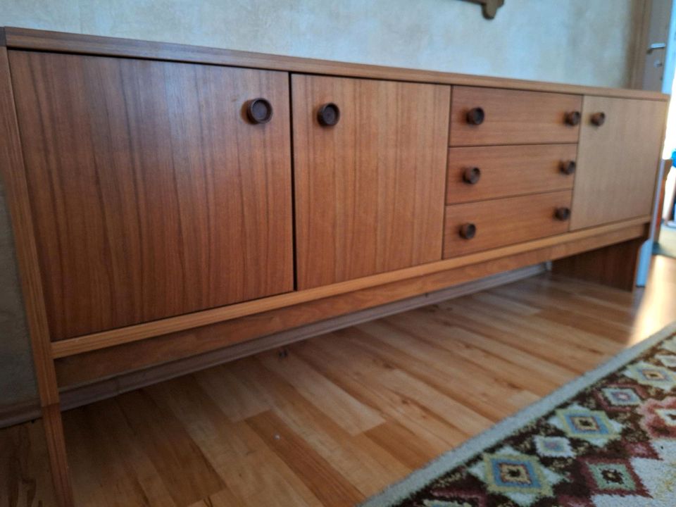 Sideboard aus Holz in Osterode am Harz