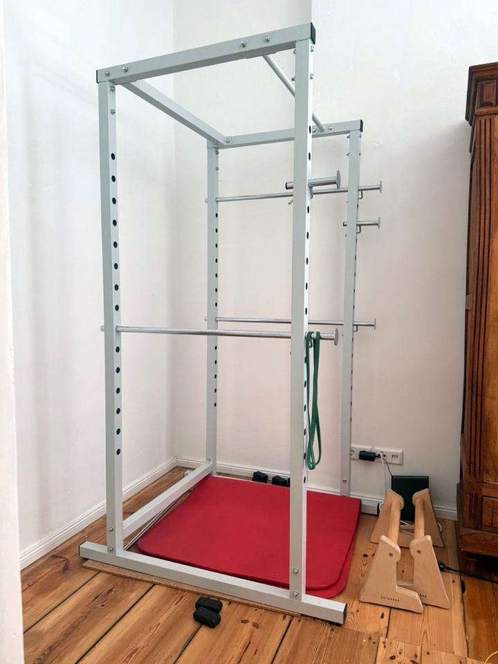 Pull up Bar - Power Cage - Gorilla Sports in Berlin
