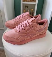 Neu Reebok Classic Sneaker Turschuhe altrosa Gr.37 CL Nylon Schleswig-Holstein - Lübeck Vorschau