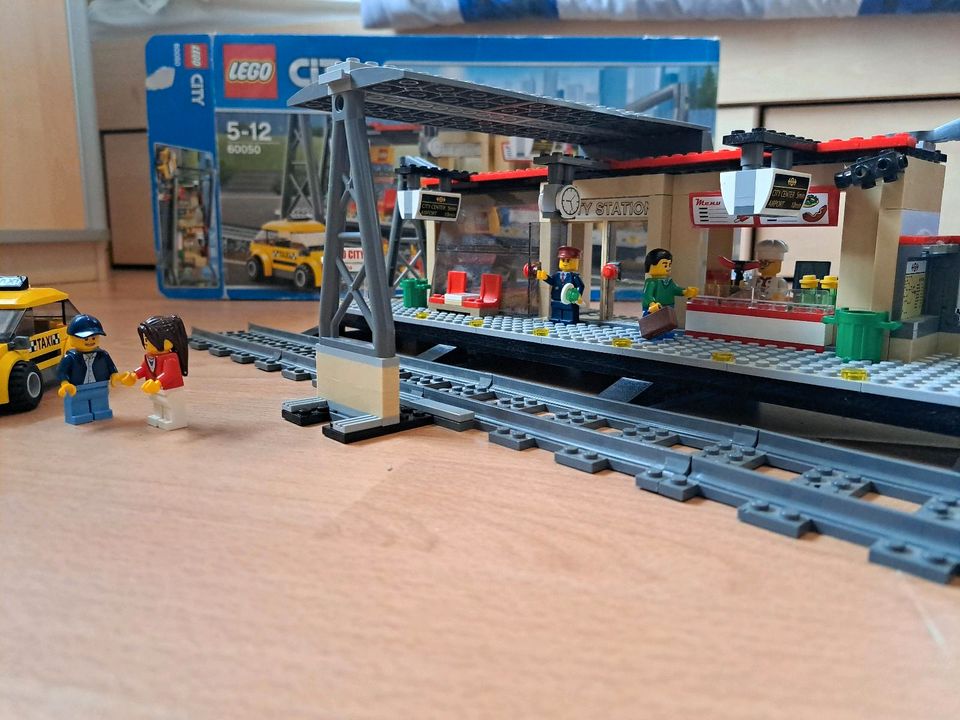 Lego City Bahnhof 60050 und Ice 60051 in Warendorf