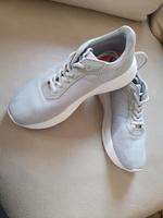 Sportschuhe Victory Gr. 39 Kr. München - Ottobrunn Vorschau