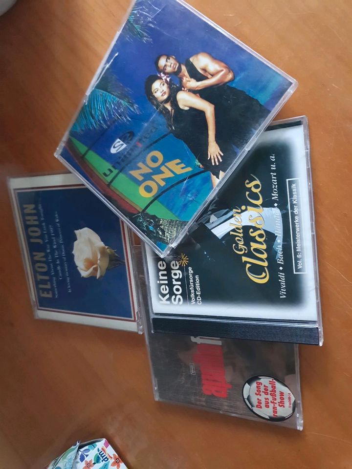 4 CD Musik zum Genießen zus. 3 Eur in Burgdorf