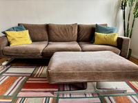 BoConcept Carlton Sofa 3-Sitzer und Hocker in sehr gutem Zustand Friedrichshain-Kreuzberg - Kreuzberg Vorschau