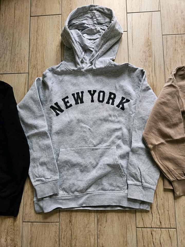Bekleidungspaket Hoodie Pulli Pullover Pull&Bear Gr. XS / S in Boizenburg/Elbe