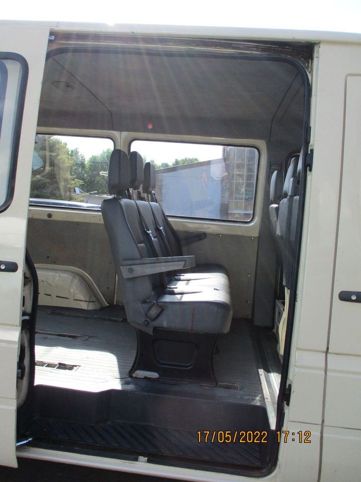 Mercedes-Benz Sprinter 213 CDI, 6/9 Sitze NEUER PREIS !! in Bremen