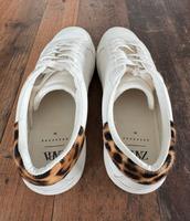 Sneaker / Turnschuhe weiß Leo-Print / Leo-Muster Zara, Größe 39 Nordrhein-Westfalen - Heinsberg Vorschau