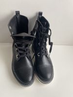 Catwalk Schnürboots Boots Damen schwarz Gr. 39 Top Zustand Rodenkirchen - Sürth Vorschau