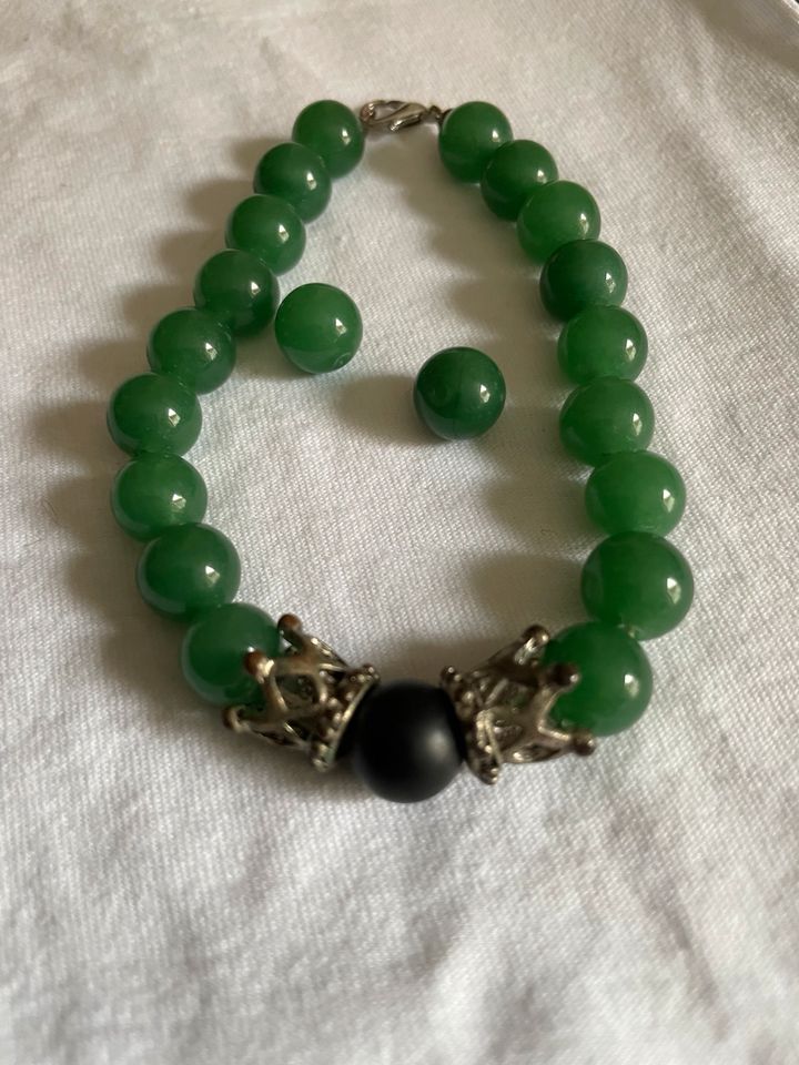 Herrenarmband aus Jade in Extertal