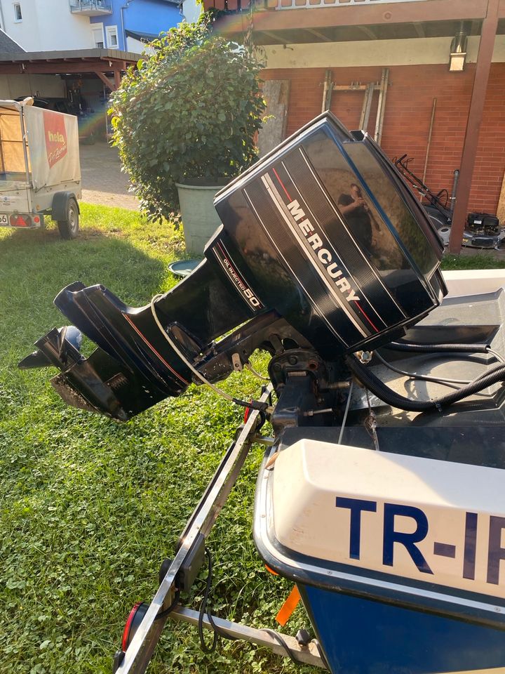 Motorboot zu verkaufen in Trier