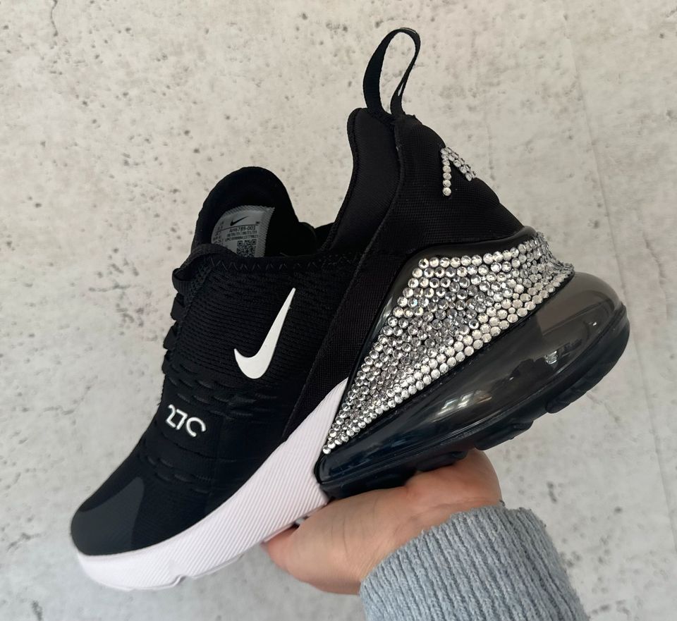 Air 270 Strass in Bochum