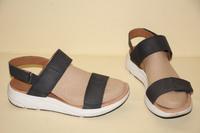 Sandalen  mit Klettverschluss CAPRICE Gr. 40 blau Niedersachsen - Jork Vorschau