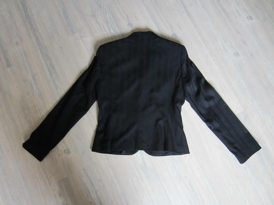Damen Kostüm Jacke/Rock schwarz gestreift Gr. 38/34 Comma in Hohenroth bei Bad Neustadt a d Saale