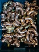 Profipress und Sanpress Fittinge 28 mm neu 80 Stück Niedersachsen - Jerxheim Vorschau