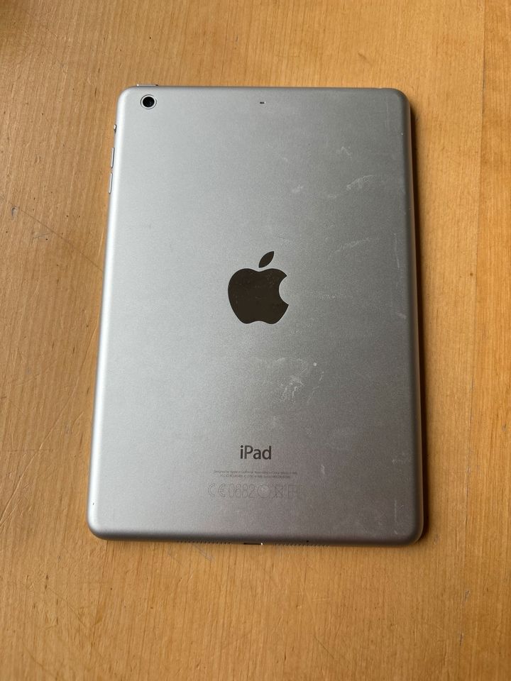 iPad mini 2 mit 32 GB in Hamburg