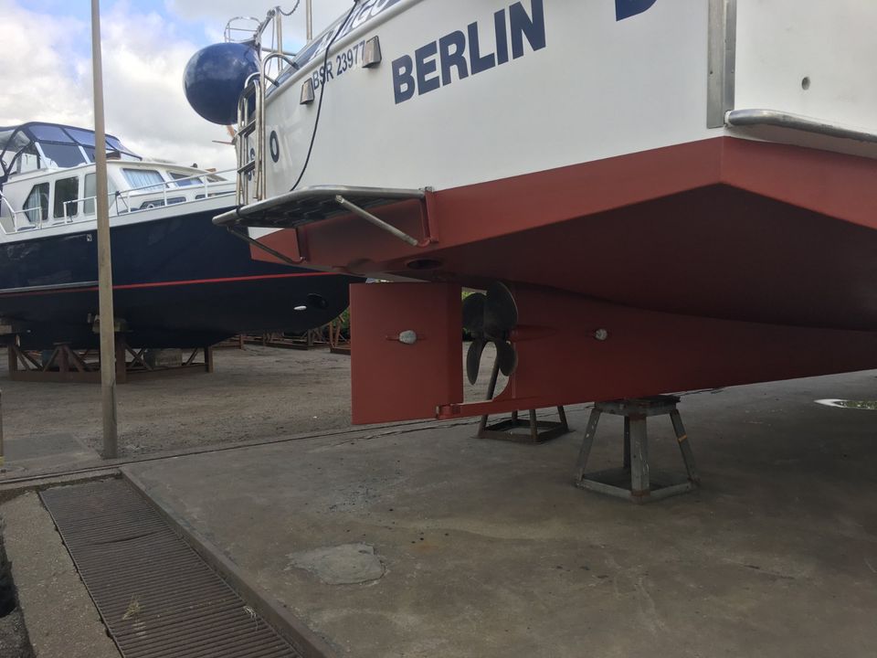 15 m Stahlmotoryacht , 50 qm Wohnfläche in Berlin