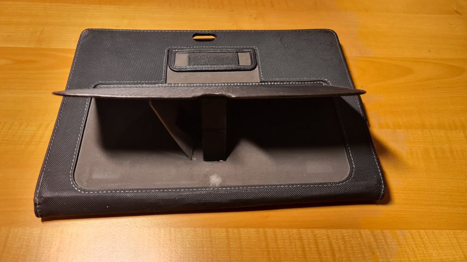 Maroo Tactical Klapptasche für Microsoft Surface 3 grau in Nandlstadt