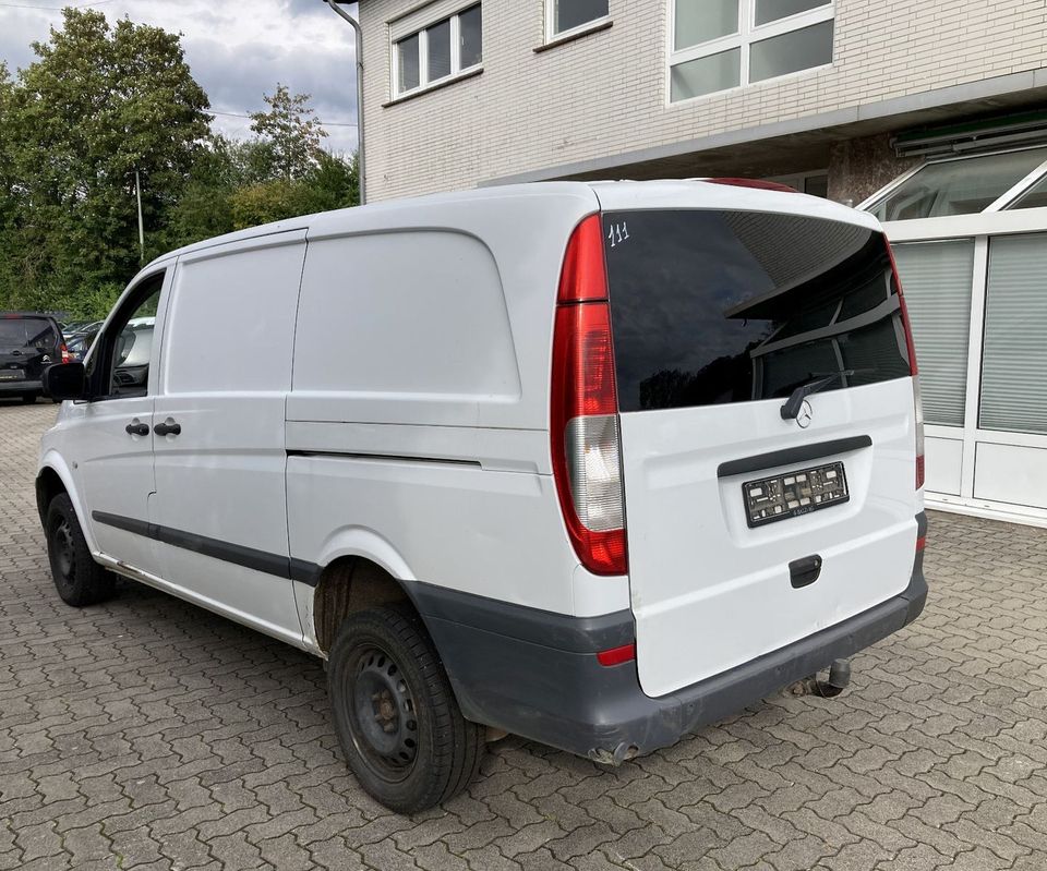 Mercedes-Benz Vito Kasten 4x4 113 CDI lang in Neitersen