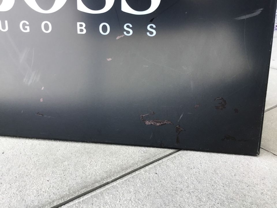 Rarität: Hugo Boss Designerlampe in Form einer Einkaufstasche in Stuttgart