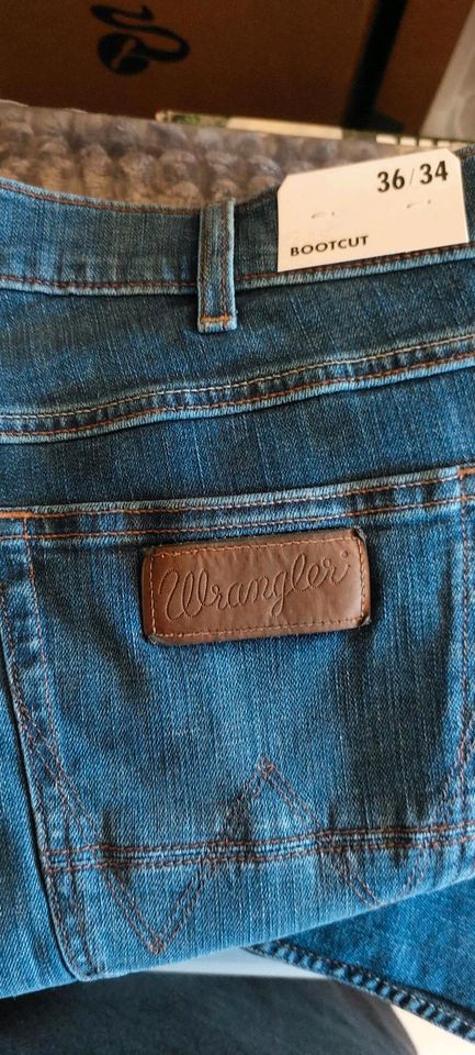 Wrangler Bootcut Jeans W 36 L 34 NEU mit Etikett in Dortmund