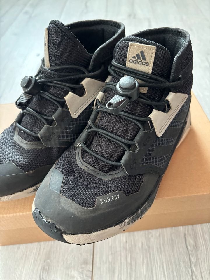 Adidas terrex trailmaker schwarz 34 in Plauen