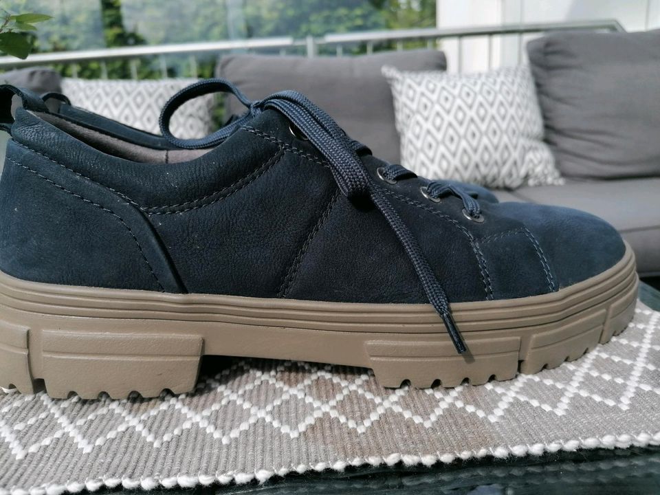 Caprice Sneaker Gr. 40 Leder, blau, Climotion Sohle in Rödinghausen