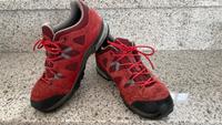 LOWA Wander-Halbschuhe 38 GoreTex, rot Bayern - Weiden (Oberpfalz) Vorschau