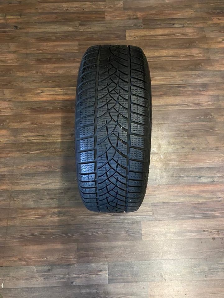 1 x 235 55 R18 104H AO Goodyear Ultragrip Performanc Winterreifen in Bielefeld